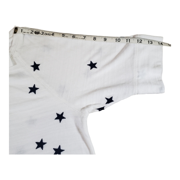 NWT LOFT White 3/4 Sleeve with Navy Blue Embroidered Stars Sweatshirt Size M - Picture 3 of 8